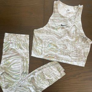 Nike marble workout outfit - crop top and pant